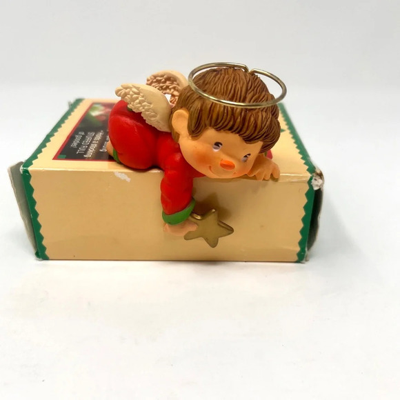 Vintage Hallmark 1984 Angle Stocking Holder - Picture 2 of 6